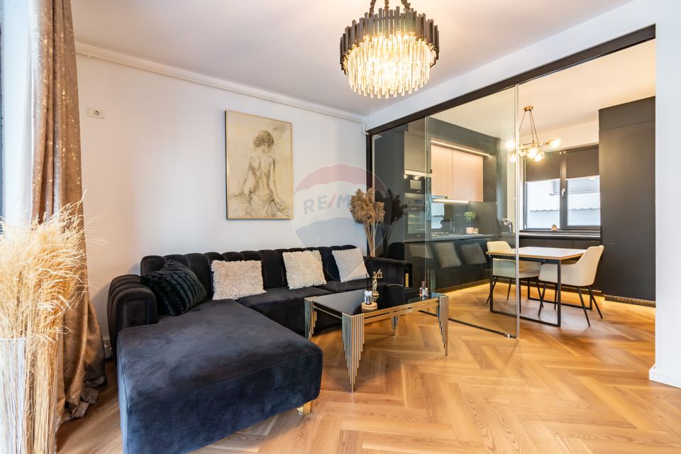 Casă / Vilă cu 4 camere de vânzare în Popesti Leordeni