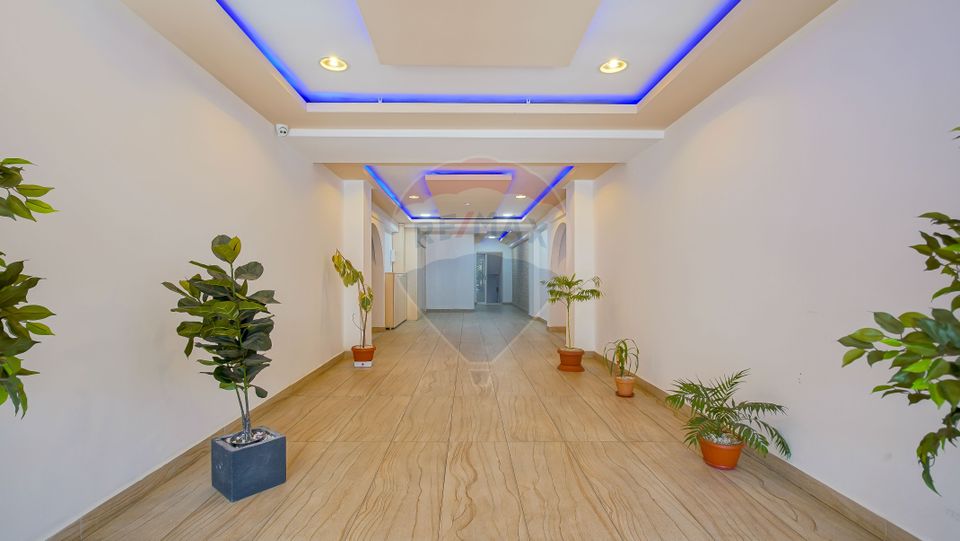 3 room Apartment for sale, Tractorul area