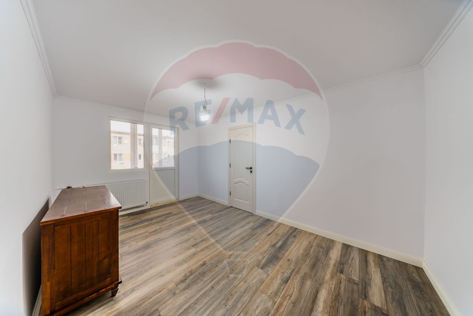 Apartament 2 camere,complet renovat,Vlaicu