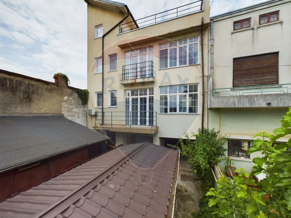 Vila de vanzare -Iancului, 5 camere  (strada Magura Vulturului nr.39a)