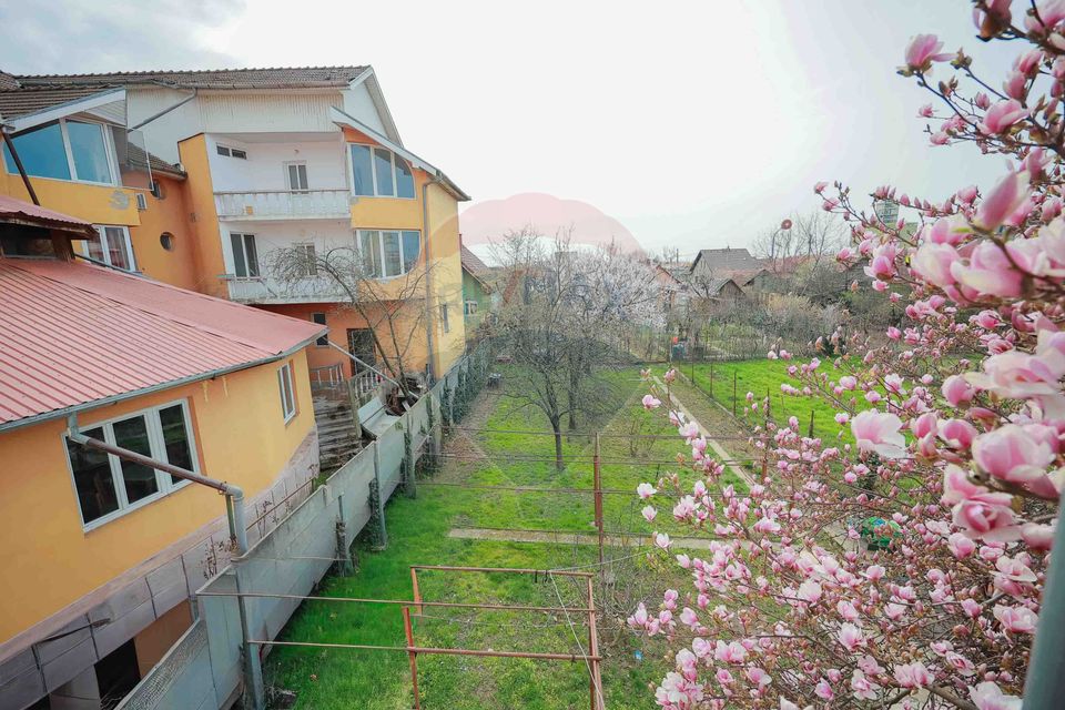 8 room House / Villa for sale, Iosia area