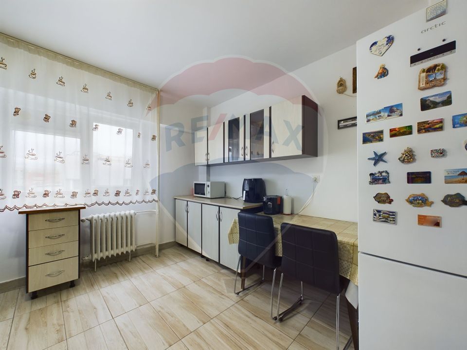 Apartament 2 camere de vanzare, zona Dristor