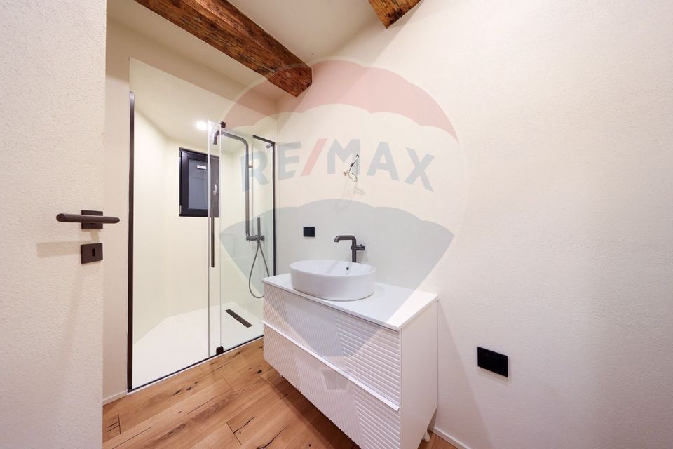 3 room Apartment for sale, Centrul Istoric area