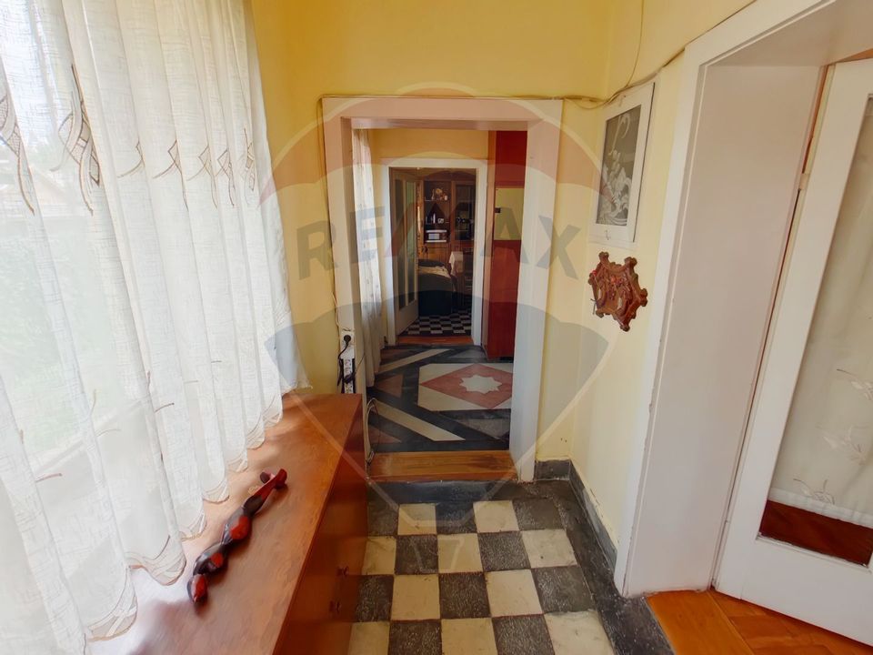 4 room House / Villa for sale, Central area