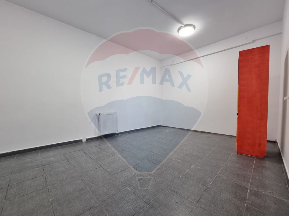 Spațiu comercial de 329 mp de închiriat în zona Casa de Cultura
