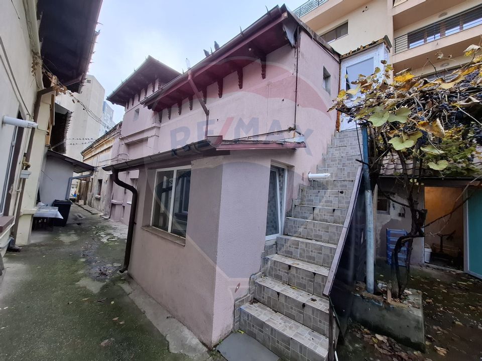 Ultra-central house | 2 rooms for sale Calea Plevnei