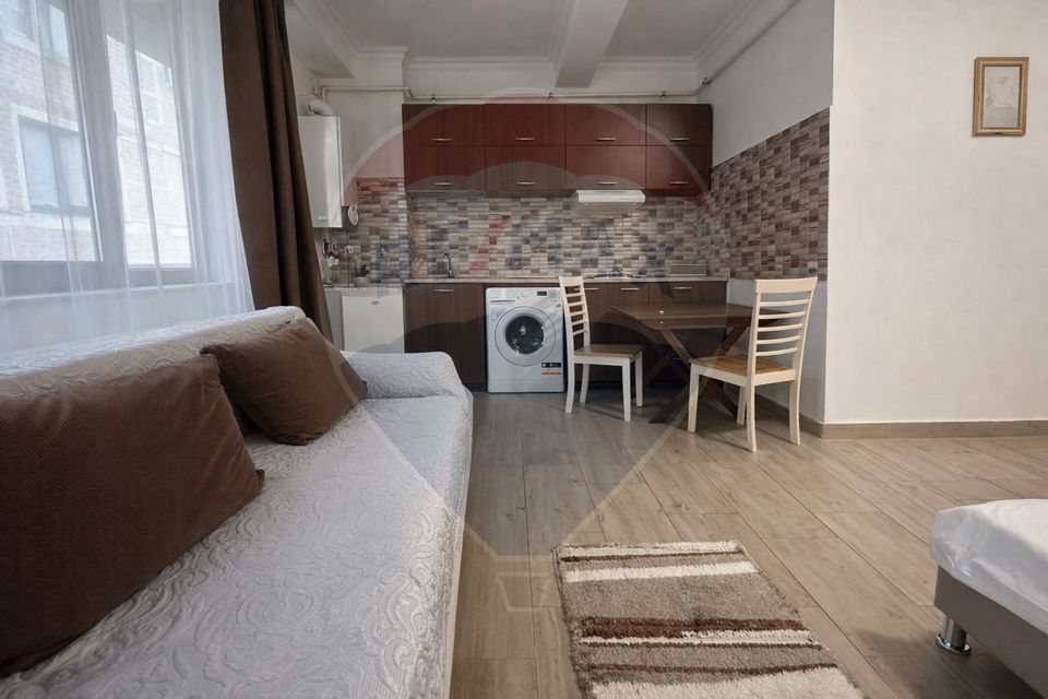 Garsonieră modernă Mamaia – Solid House Residence