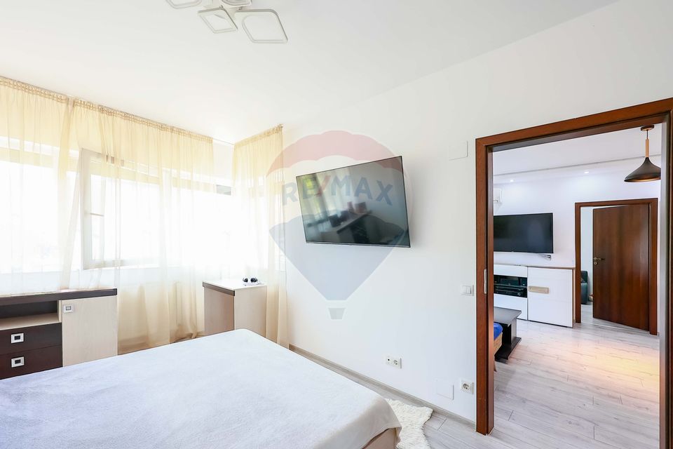 Apartament cu 3 camere de vânzare, bloc nou cu loc de parcare acoperit