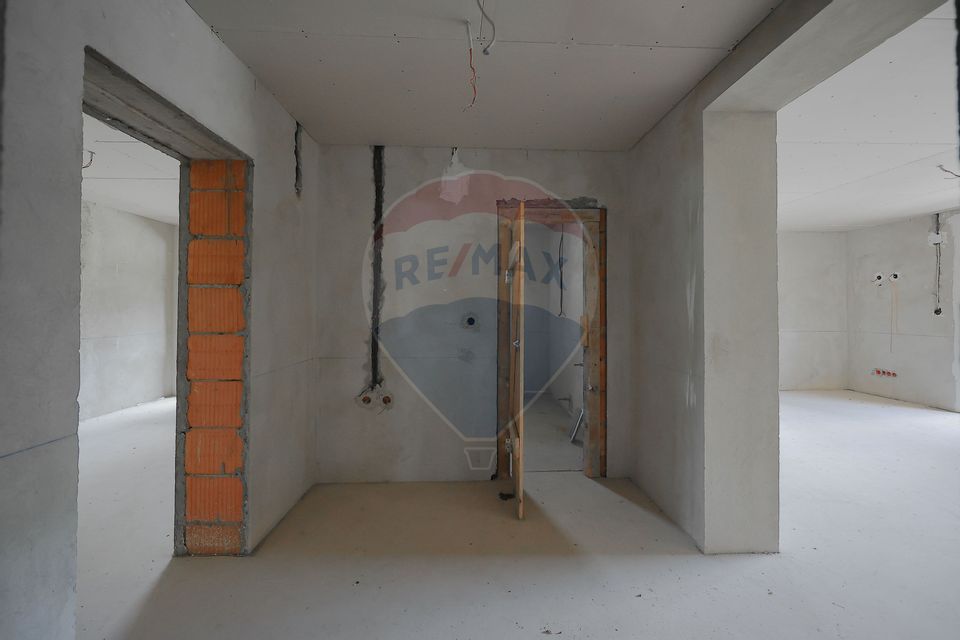 40 room Hotel / Pension for sale