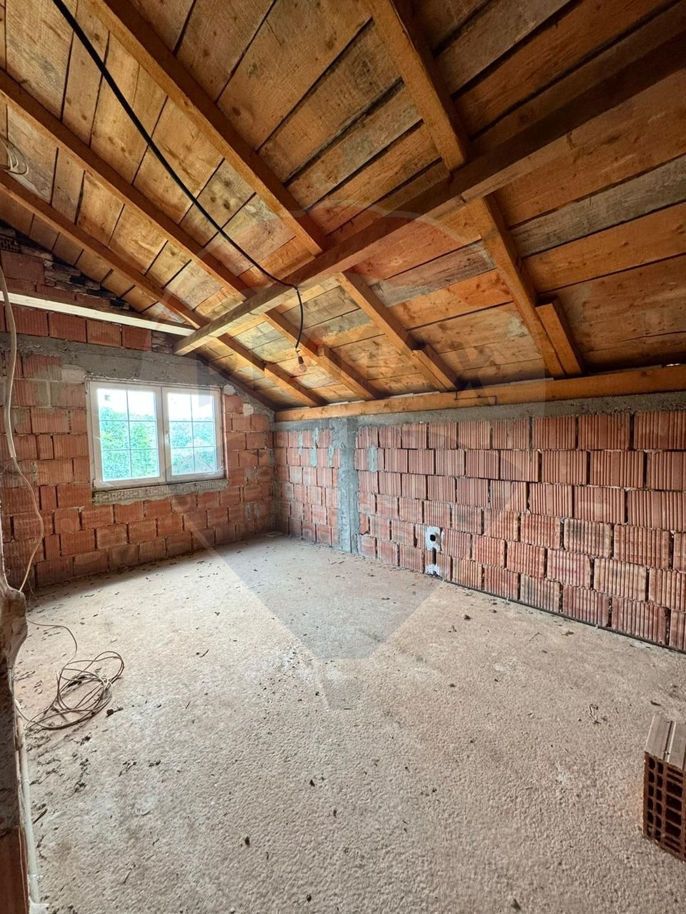 6 room House / Villa for sale