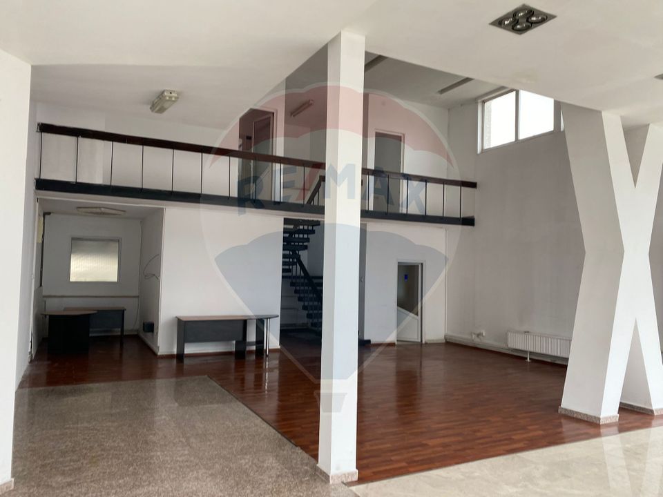 143sq.m Commercial Space for rent, Calea Bucuresti area
