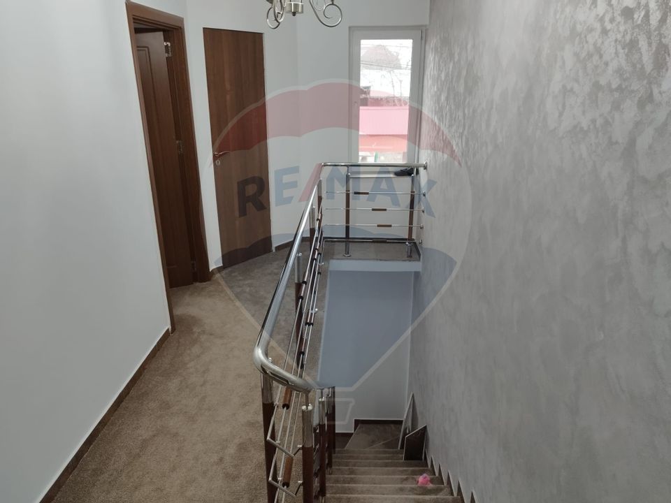 3 room House / Villa for sale, Serbanesti area