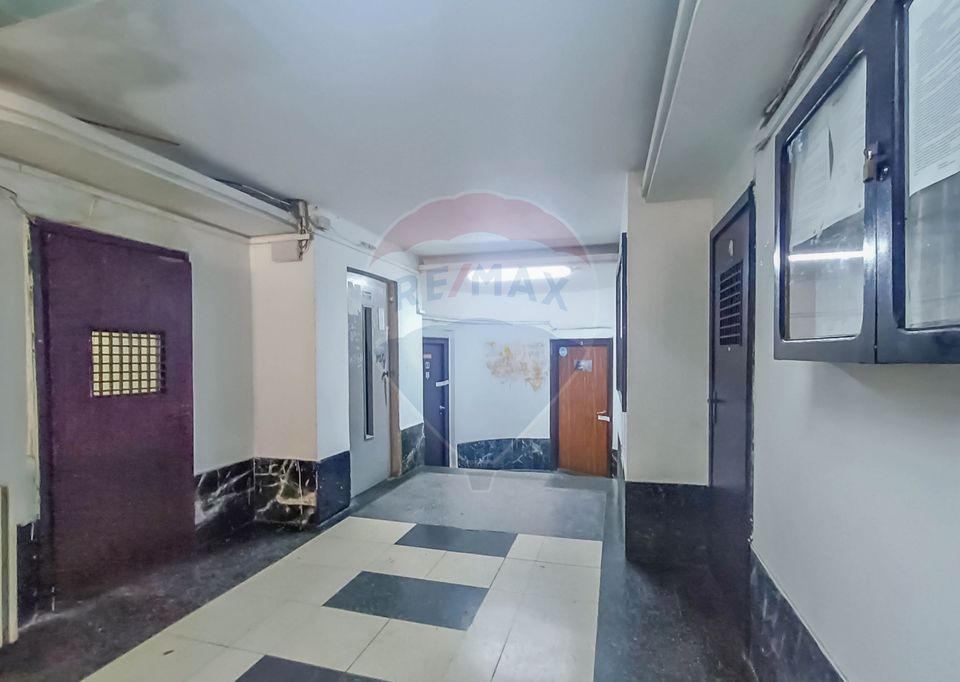 Vanzare Apartament 3 Camere, 2 Balcoane+2 Boxe, Universitate-P. Romana