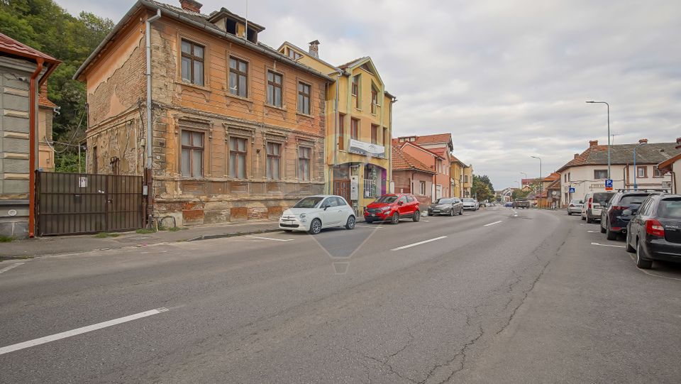 10 room House / Villa for sale, Brasovul Vechi area