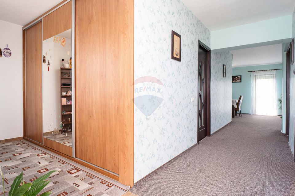 5 room House / Villa for sale