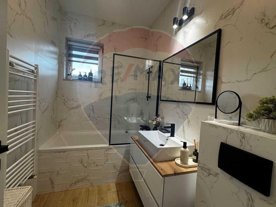 Vând apartament 2 camere, Zona Vivo Mall