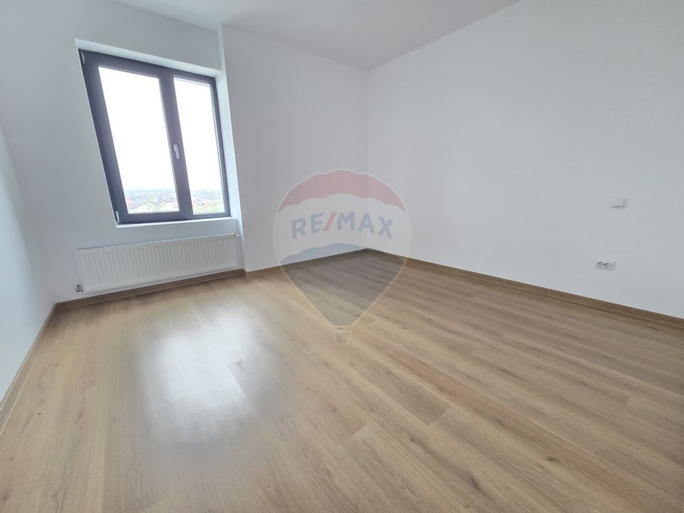 Apartament cu 2 V3, comision 0%