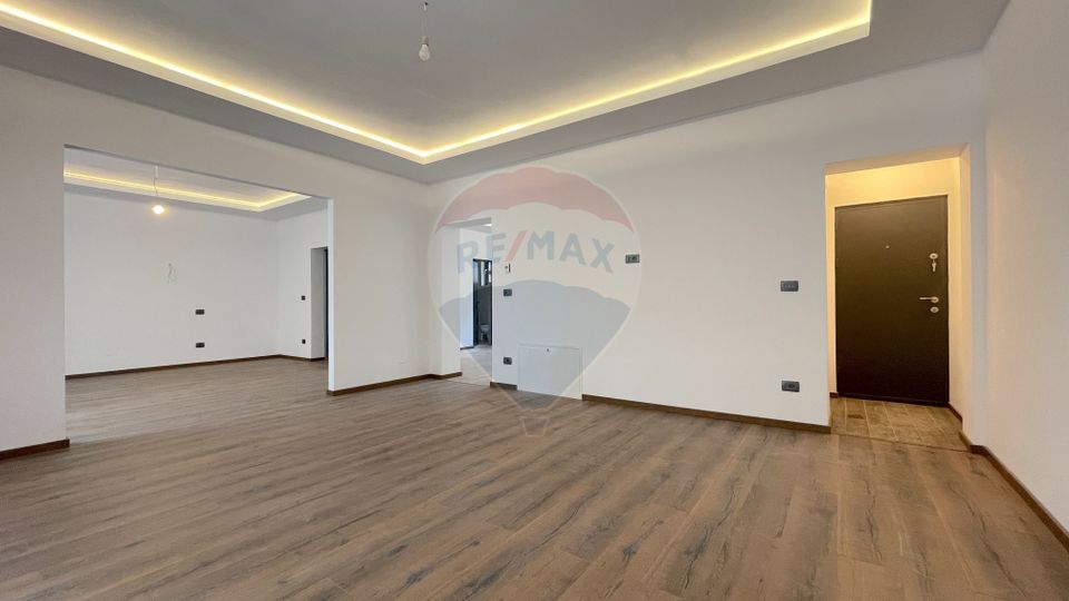 82.73sq.m Office Space for rent, Cetatea area