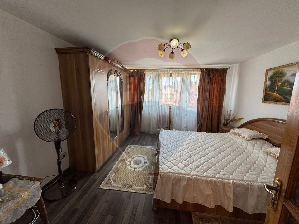 6 room House / Villa for sale