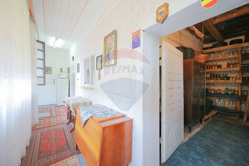 De vânzare Casā + Teren 2685 mp Intravilan, Betfia, Bihor