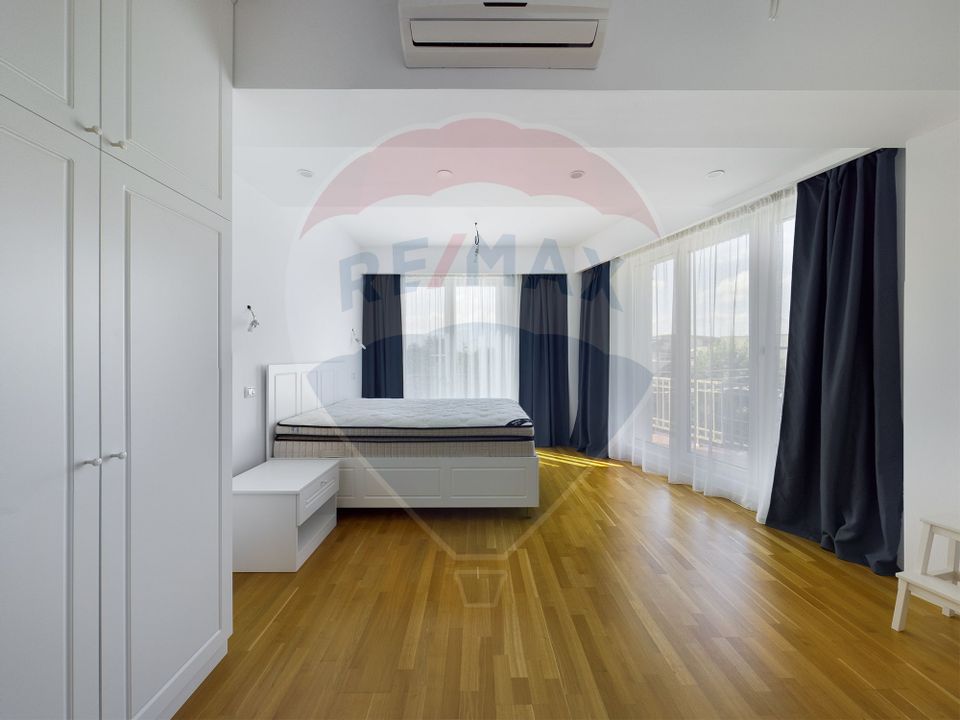 Casă / Vilă cu 4 camere în zona Bucurestii Noi