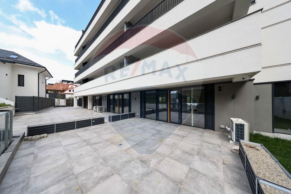 78sq.m Commercial Space for rent, Centrul Civic area