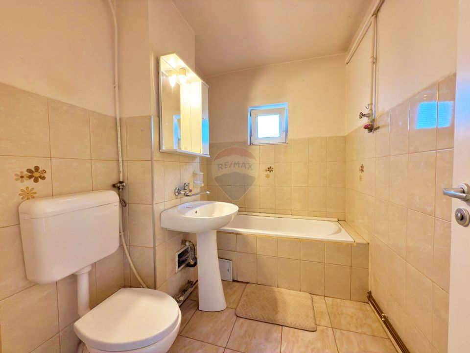 Apartament decomandat, situat la 100 m de Piața Catedralei, Arad