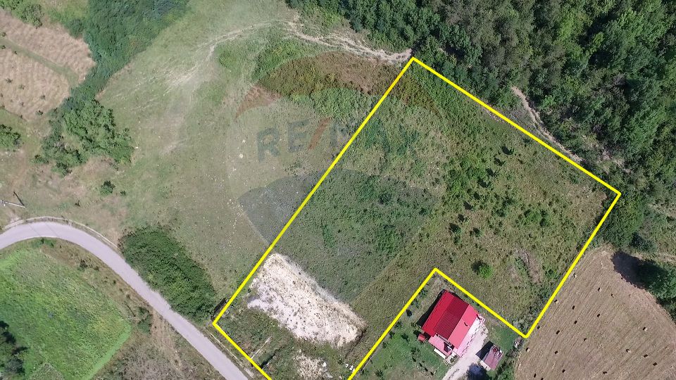 Land 5,339sqm Luna de Jos / Strada Principala