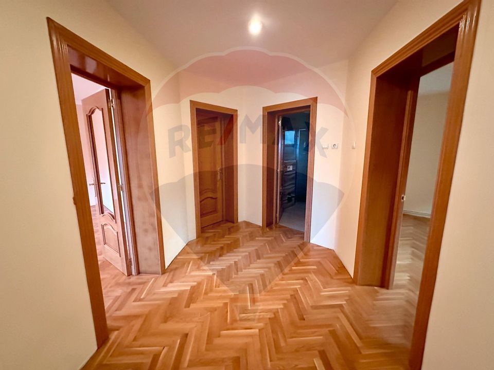 Casa de vanzare pe Str.Argintului/Cisnadie