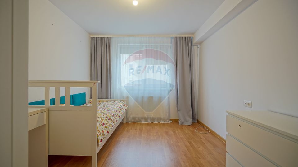 3 room Apartment for rent, Tractorul area