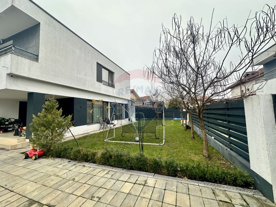 Vilă de vânzare - Tunari