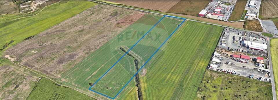 Land 50,513sqm Arad / Strada Exterior