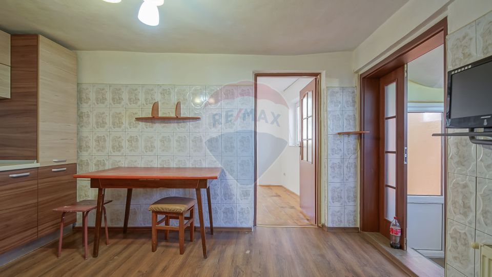 3 room House / Villa for sale, Schei area