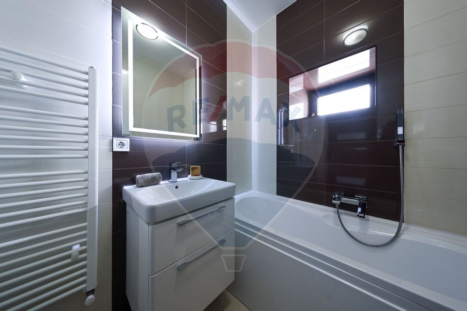 Apartament cu 3 camere, bloc exclusivist,  zona centrala, Brasov!