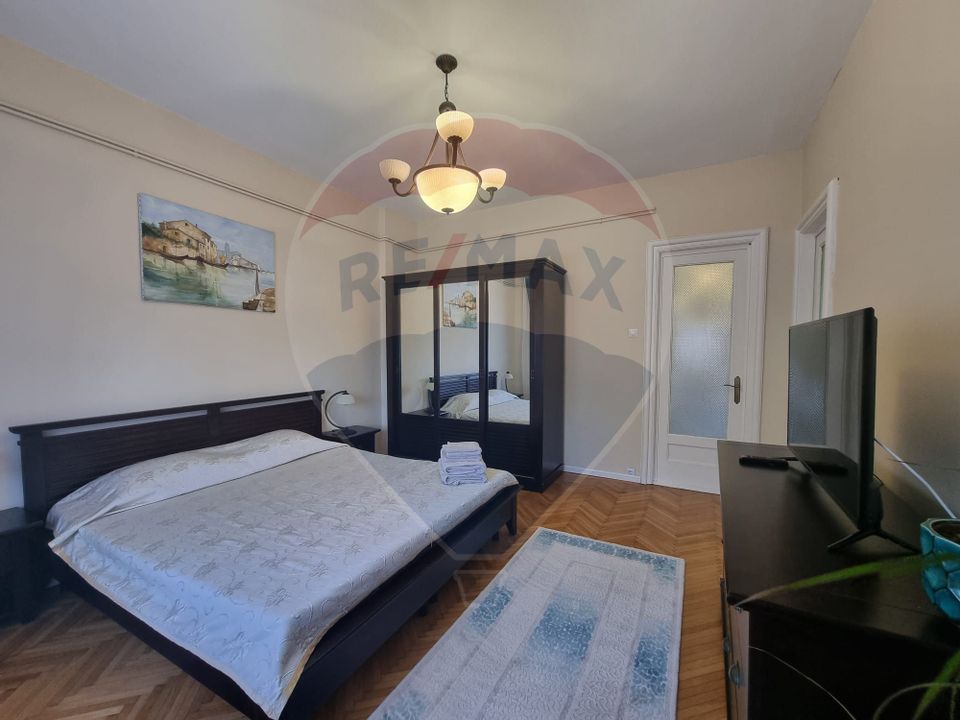 Apartament cu 6 camere de închiriat în zona Tomis Mall