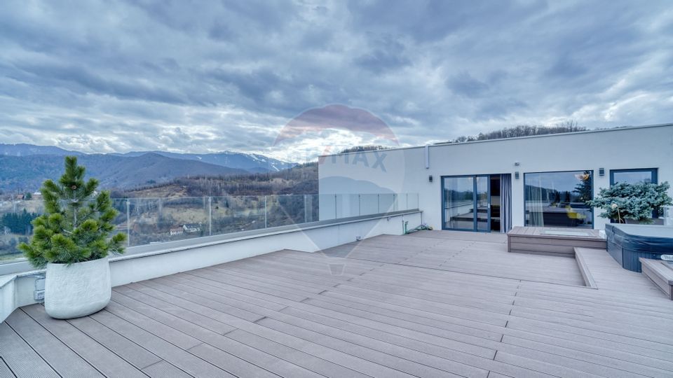 Penthouse spectaculos, Drumul Poienii, Brasov