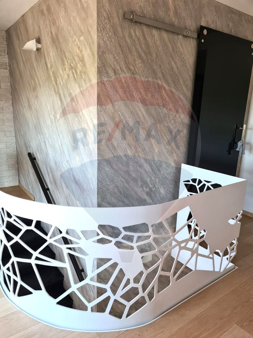 Casa  Vila cu 4 camere de inchiriat Cernica langa padure