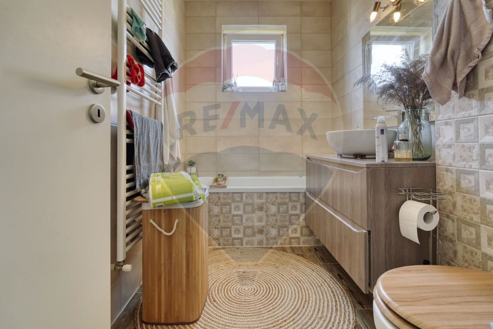 3 room Apartment for sale, Bartolomeu area