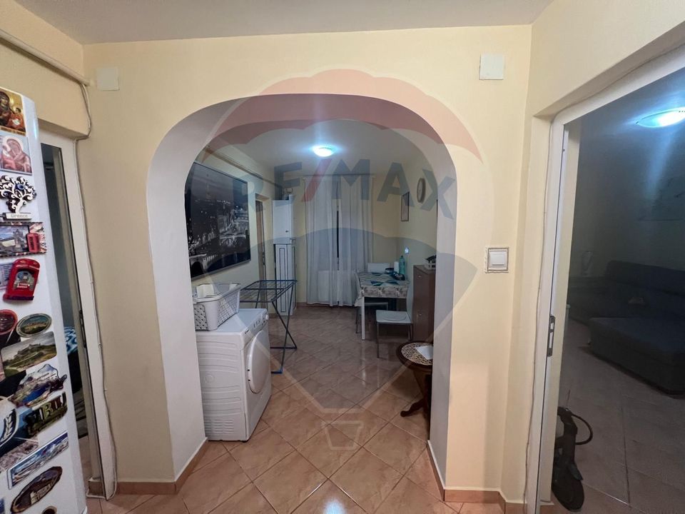Apartament cu 2 camere de vânzare în zona Sud-Vest