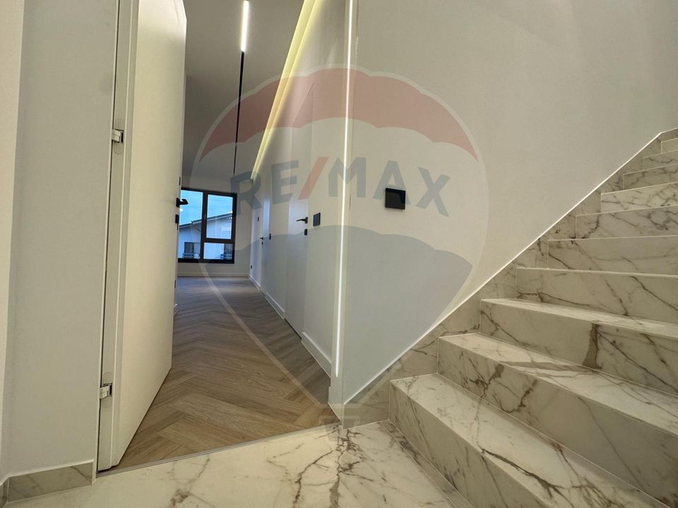 Vila moderna de inchiriat cu 5 camere, prima inchiriere