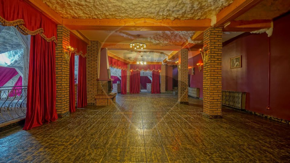 47 room Hotel / Pension for sale