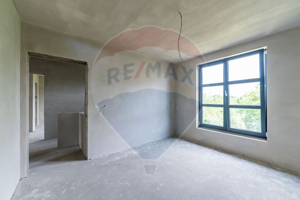 Apartament cu terasă și 2 locuri de parcare • Complex nou-central