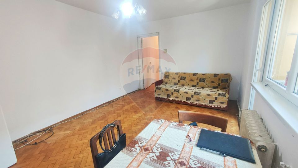 Apartament de vânzare 3 camere, etaj 1 , Manastur!