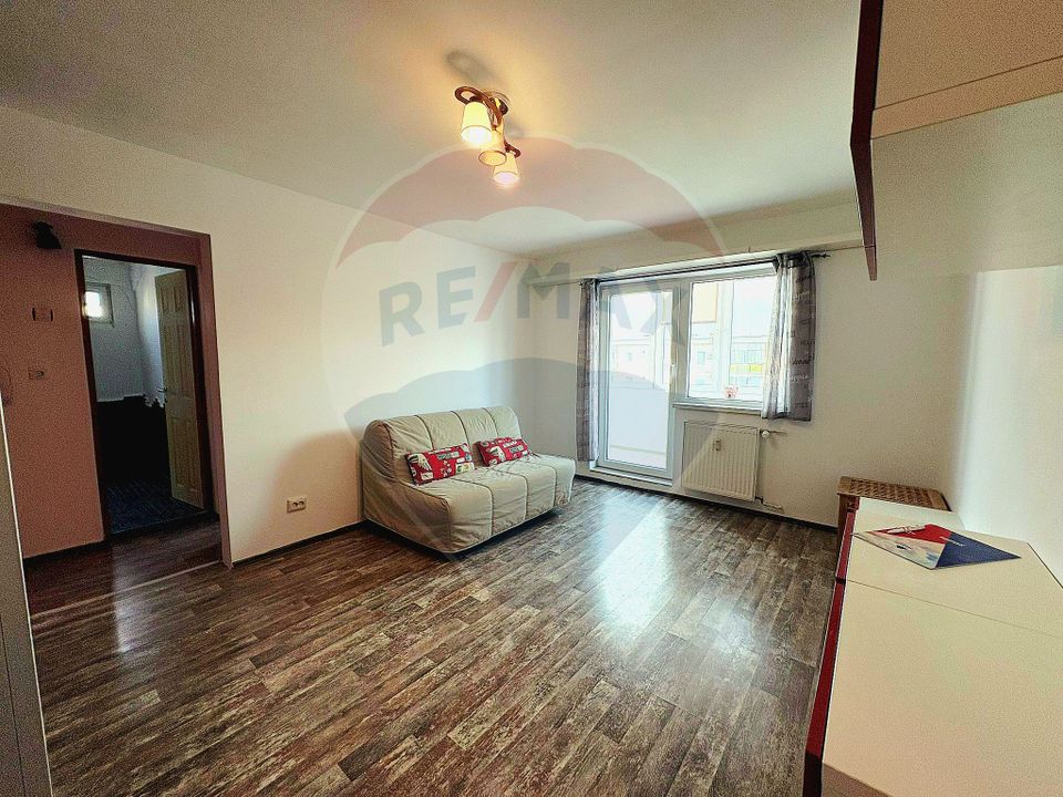 Apartament 2 camere, mobilat si utilat nou, gata de mutare, Boul Rosu