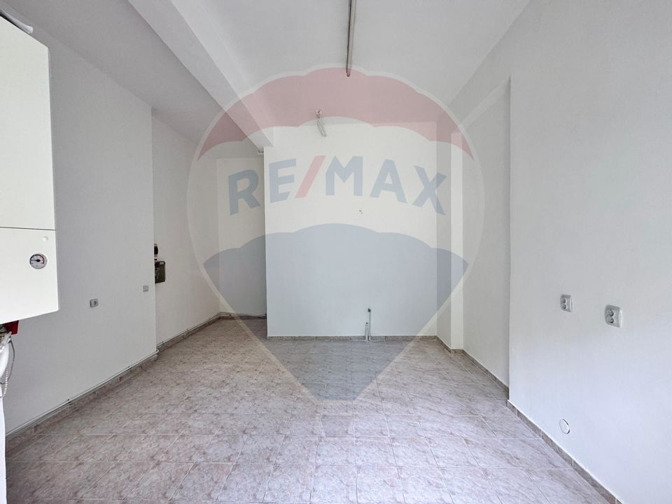 Spațiu comercial de inchiriat - zona centrala- 9 Mai