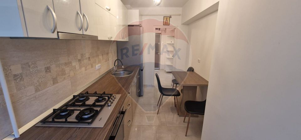 Apartament cu 2 camere. strada Mihai Viteazu, nr. 1