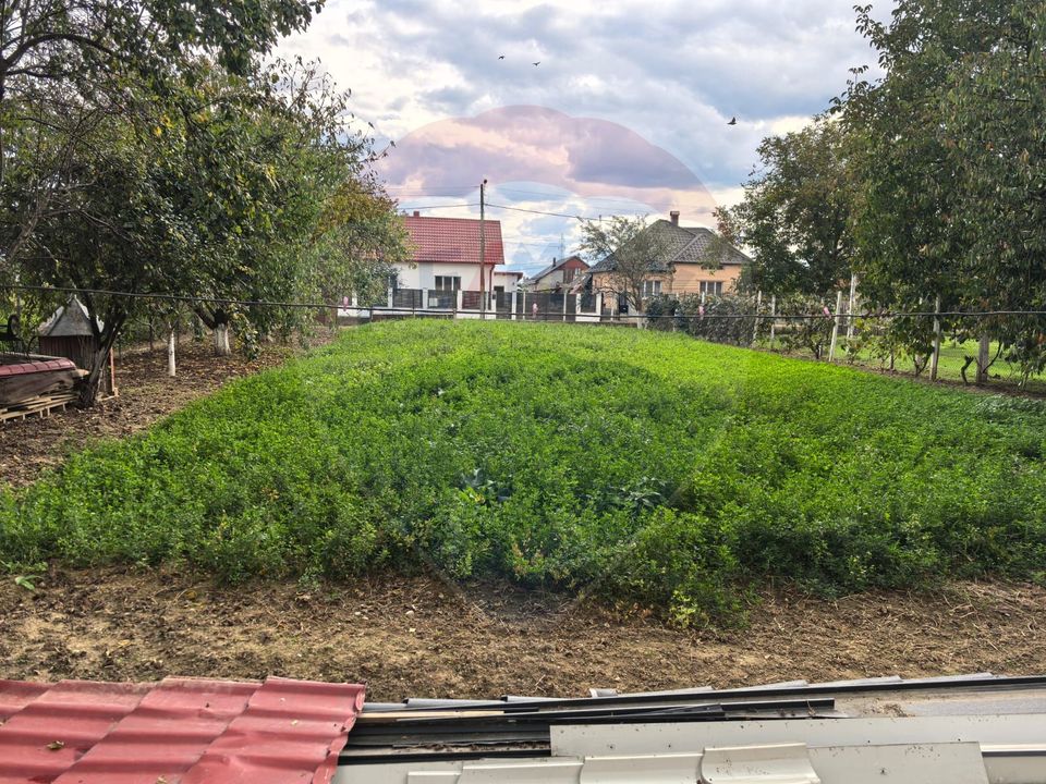 Casă spațioasă cu garaje în Seini | De Vanzare |