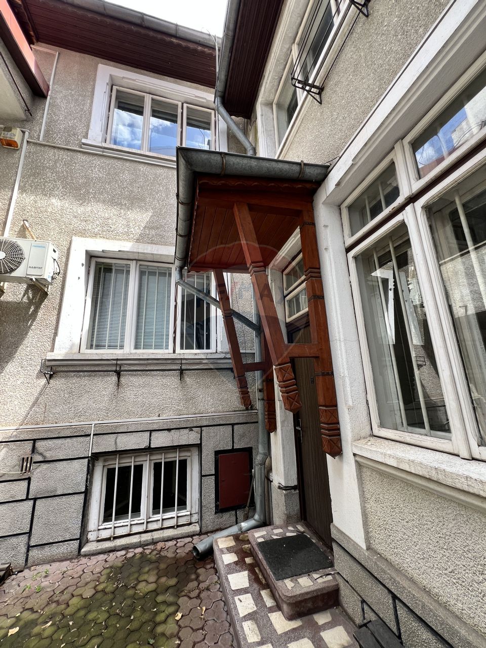 10 room House / Villa for rent, Eminescu area