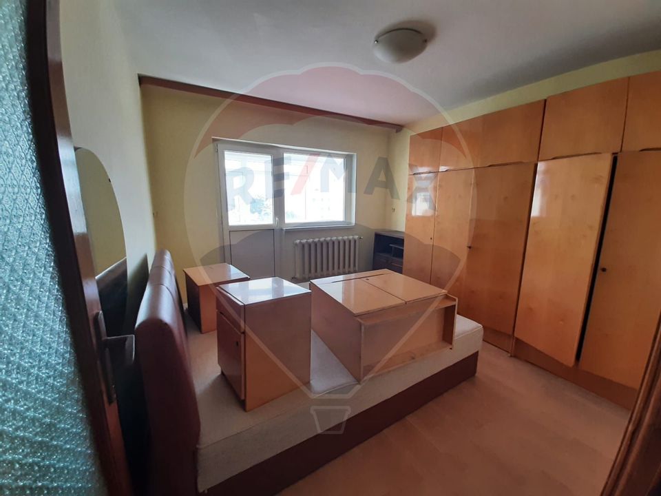 4 room Apartment for sale, Nord-Est area