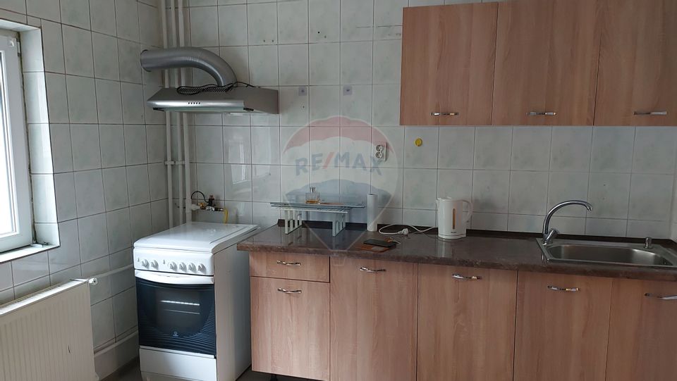 Închiriere apartament 3 camere – Bulevardul Unirii